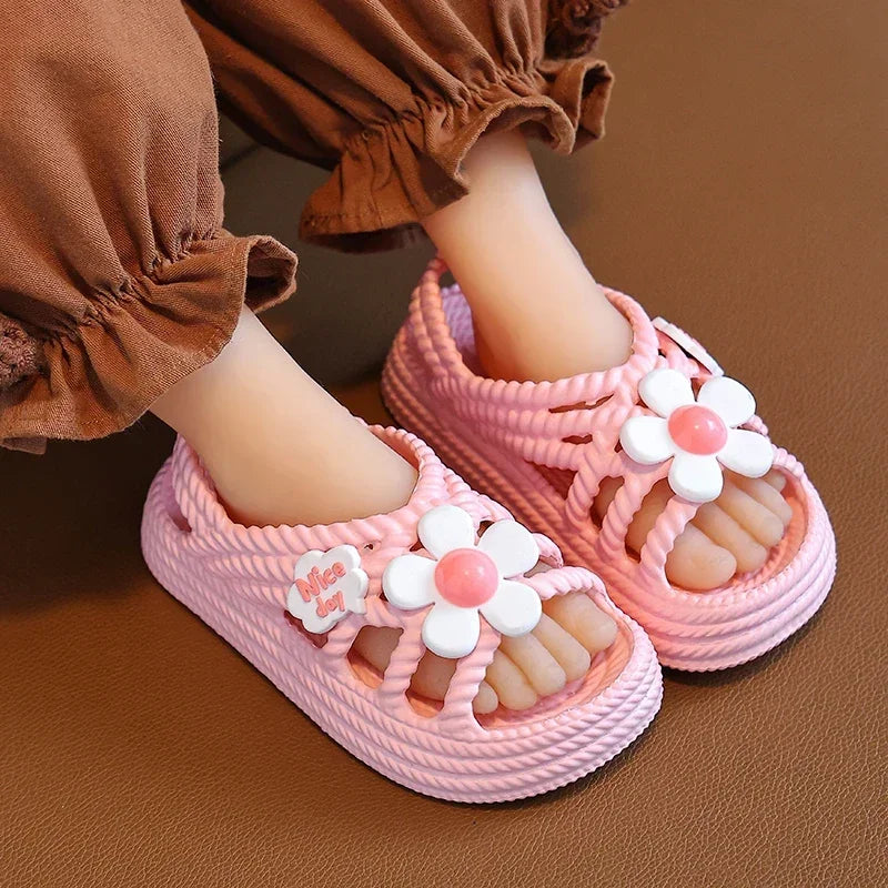 Girls Summer Flower Slippers – Lightweight Non-Slip Kids Sandals
